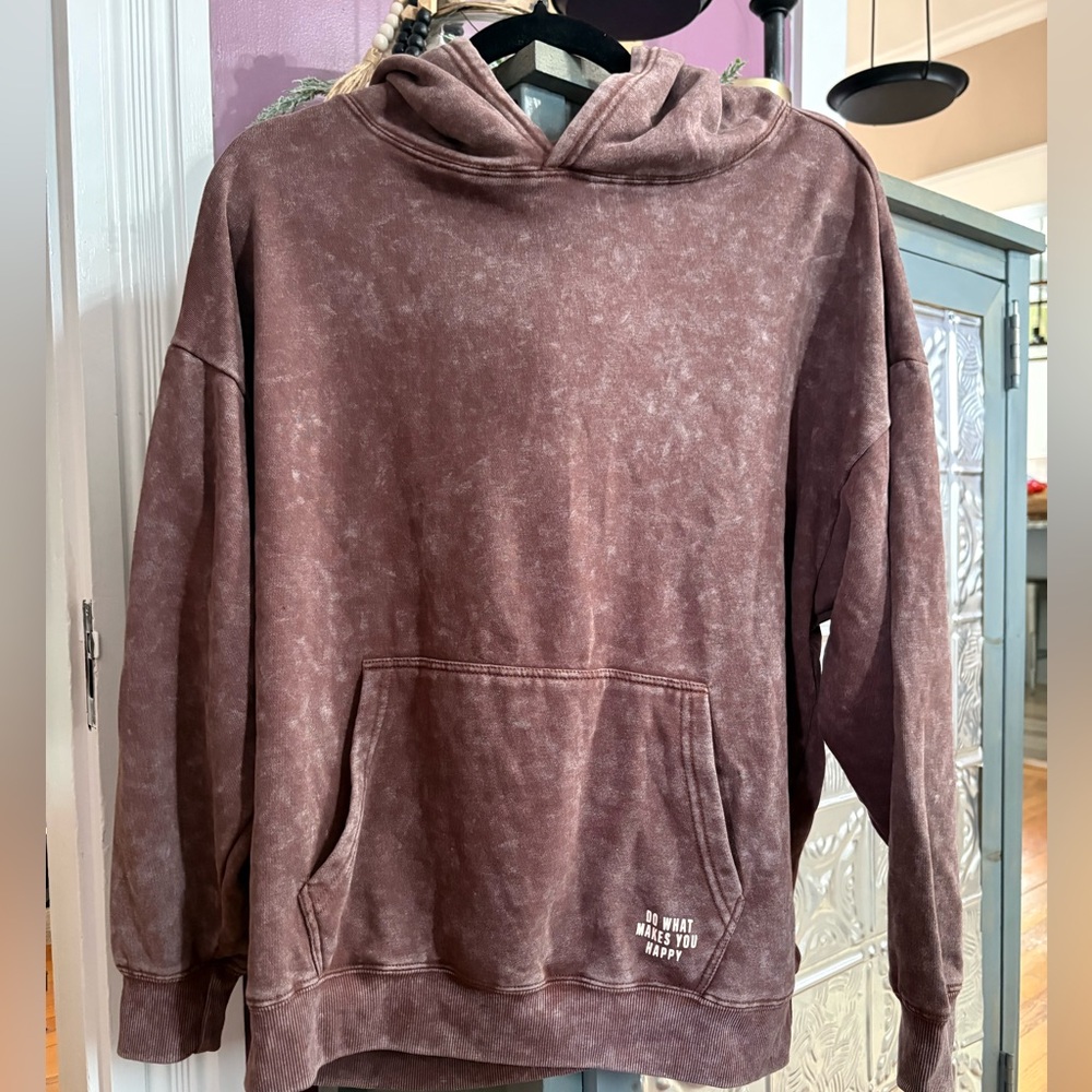 Cozy Brown Hoodie with Front Pocket